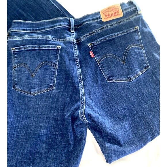 Levis Women's Classic Bootcut Blue Denim Jeans - Size 12M (31x32) - Picture 6 of 6